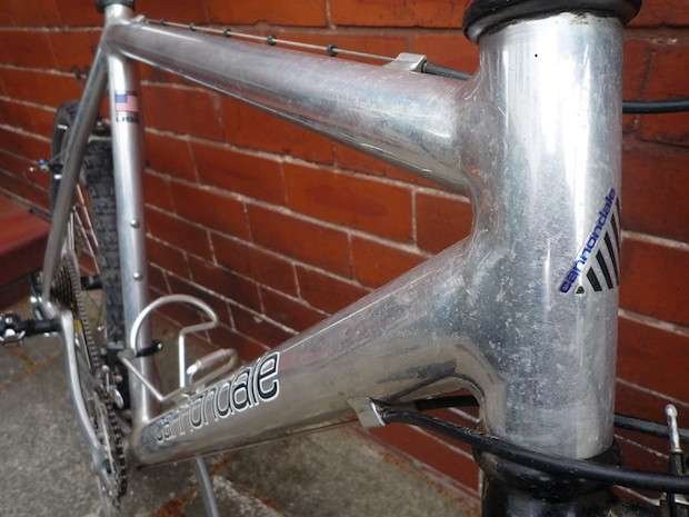 Carbon or Aluminum Mountain Bike: Which Should You Buy? Aluminum instead of carbon mountain bike