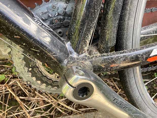 The Definitive Bike Pressure Washer Guide (with notes) Crank hub on a bike in need of some gentle pressure washing